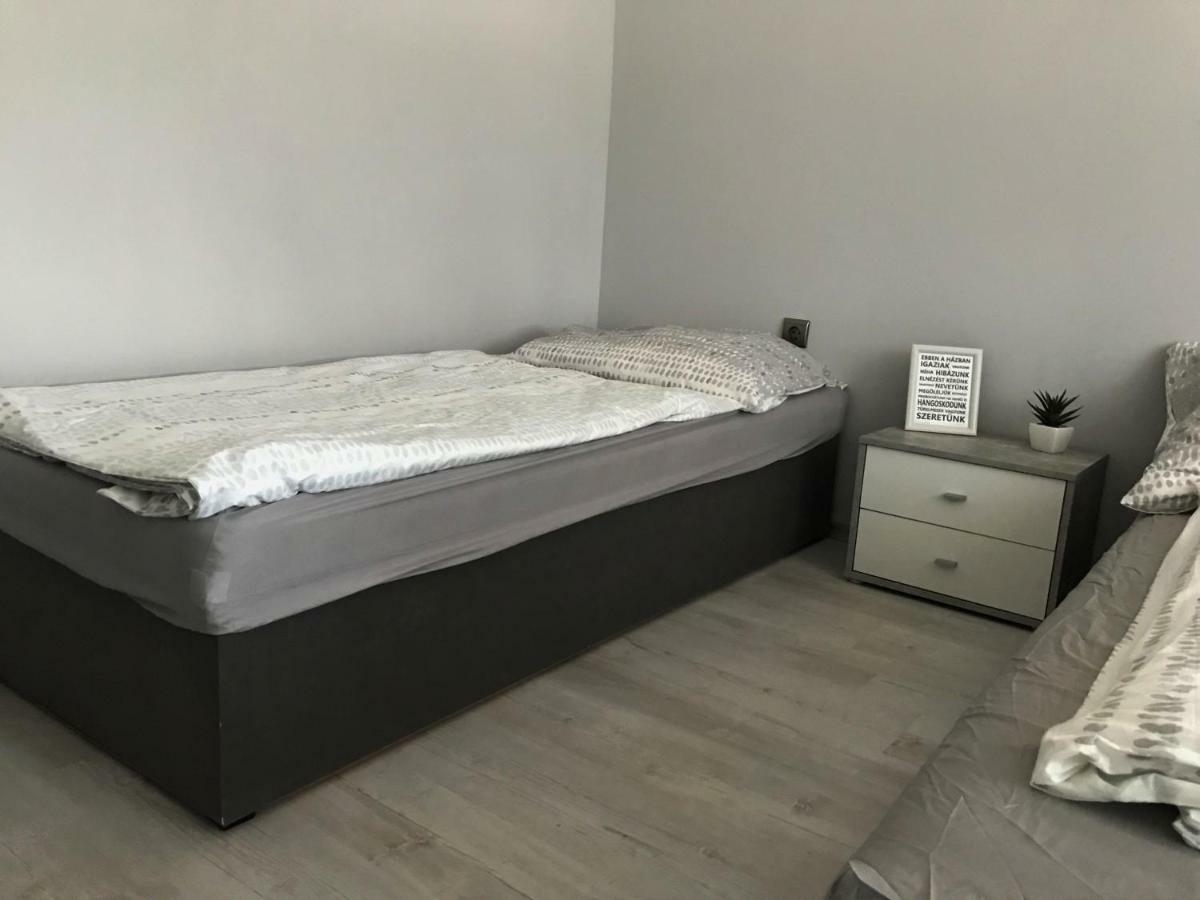 Apartament Varga Vendeghaz Tiszakécske Zewnętrze zdjęcie